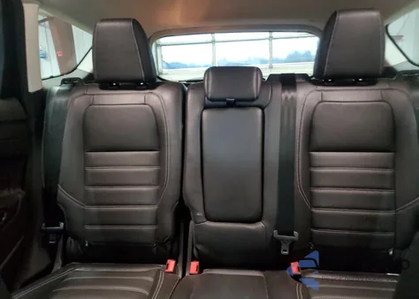 2018 Ford Escape Titanium из США, поврежденный, VIN 1FMCU9J91JUD42162